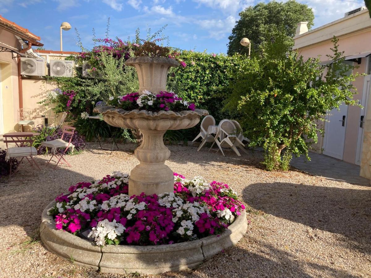 Hotel Le Vauban Villefranche-sur-Mer Exterior foto